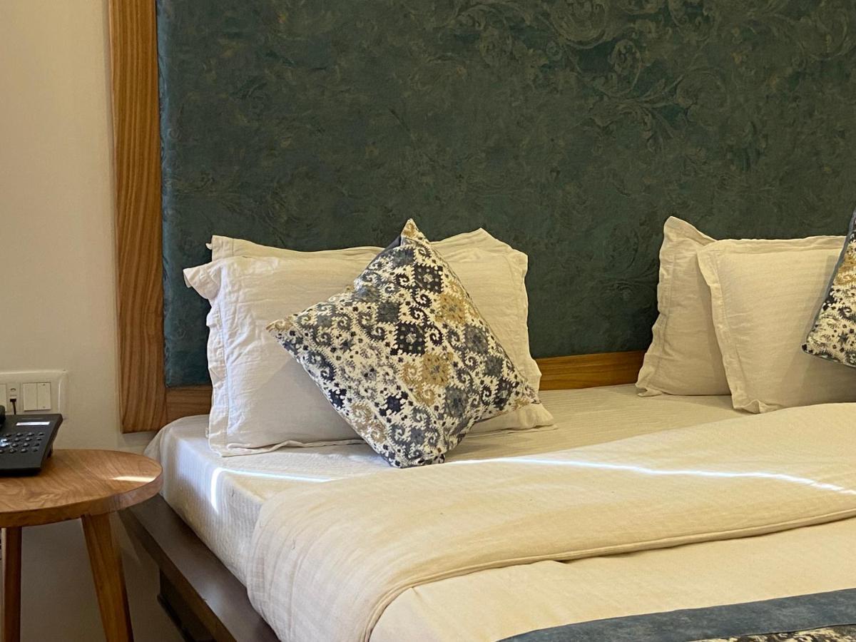 Hotel Palam Hills ليه المظهر الخارجي الصورة